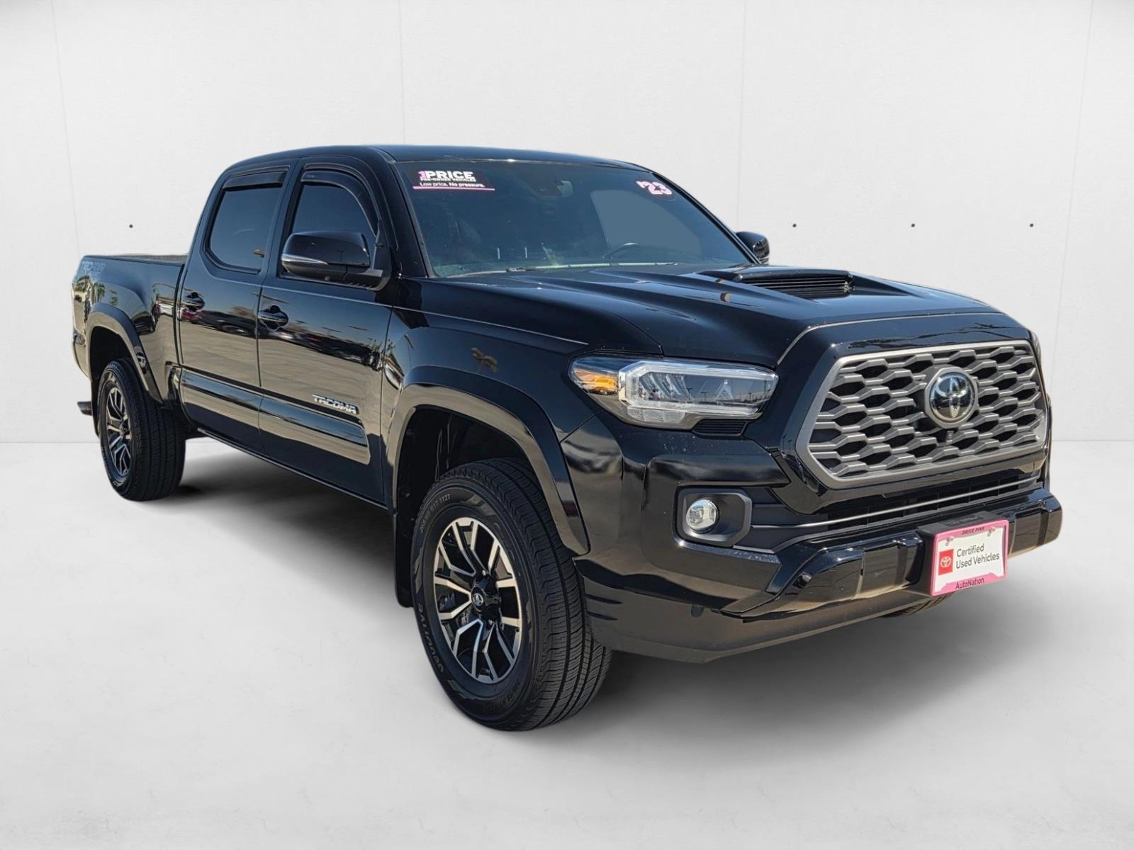 2023 Toyota Tacoma TRD Sport V6 photo 3