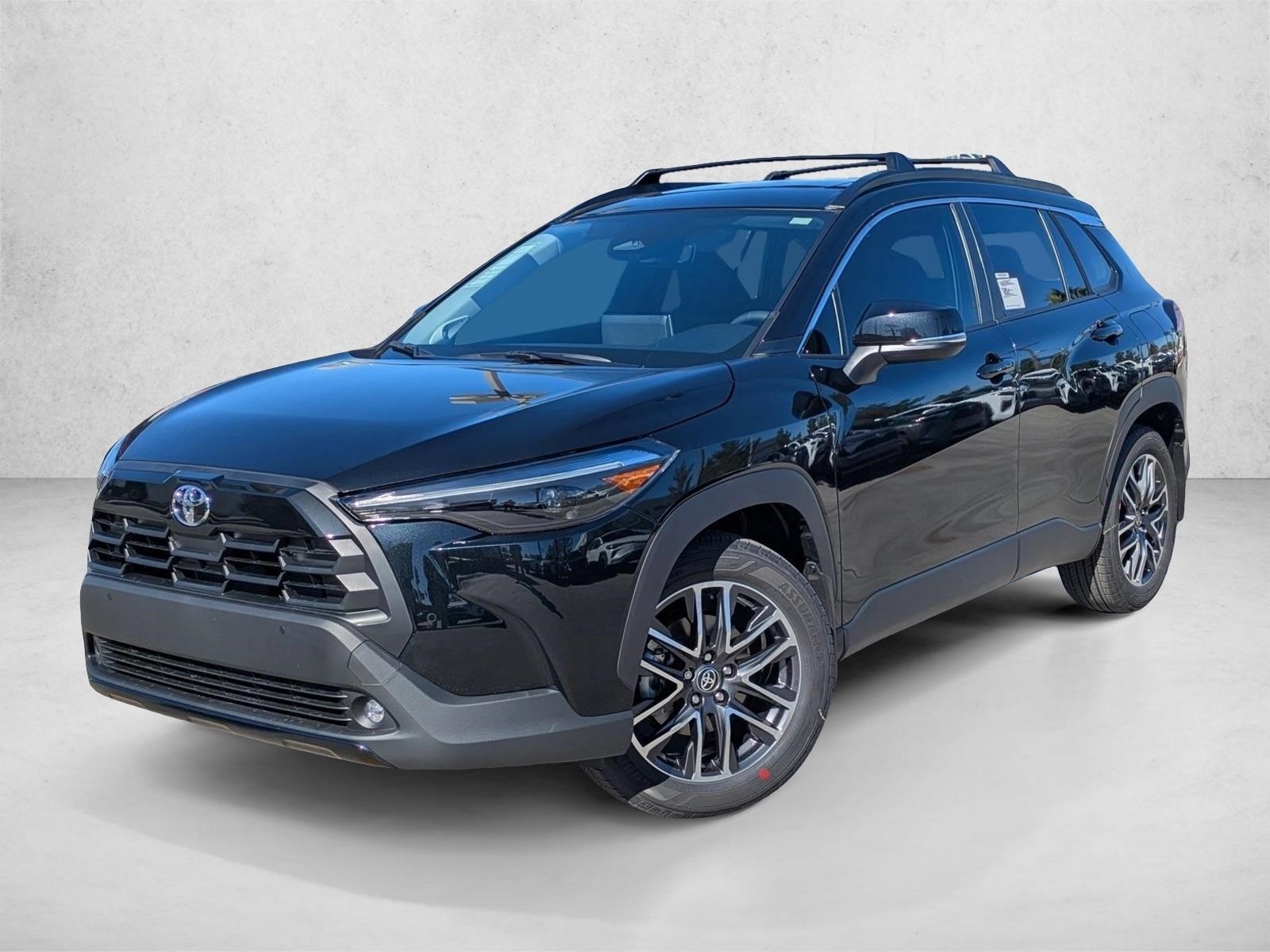 2026 Toyota Corolla Cross XLE's photo