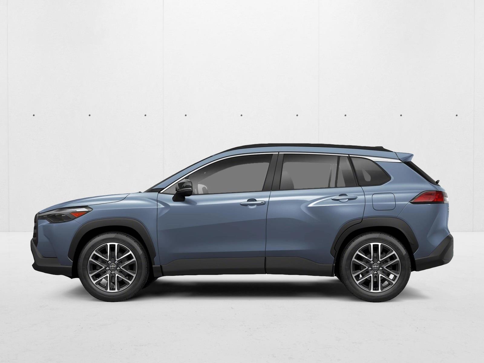 2026 Toyota Corolla Cross XLE photo 2