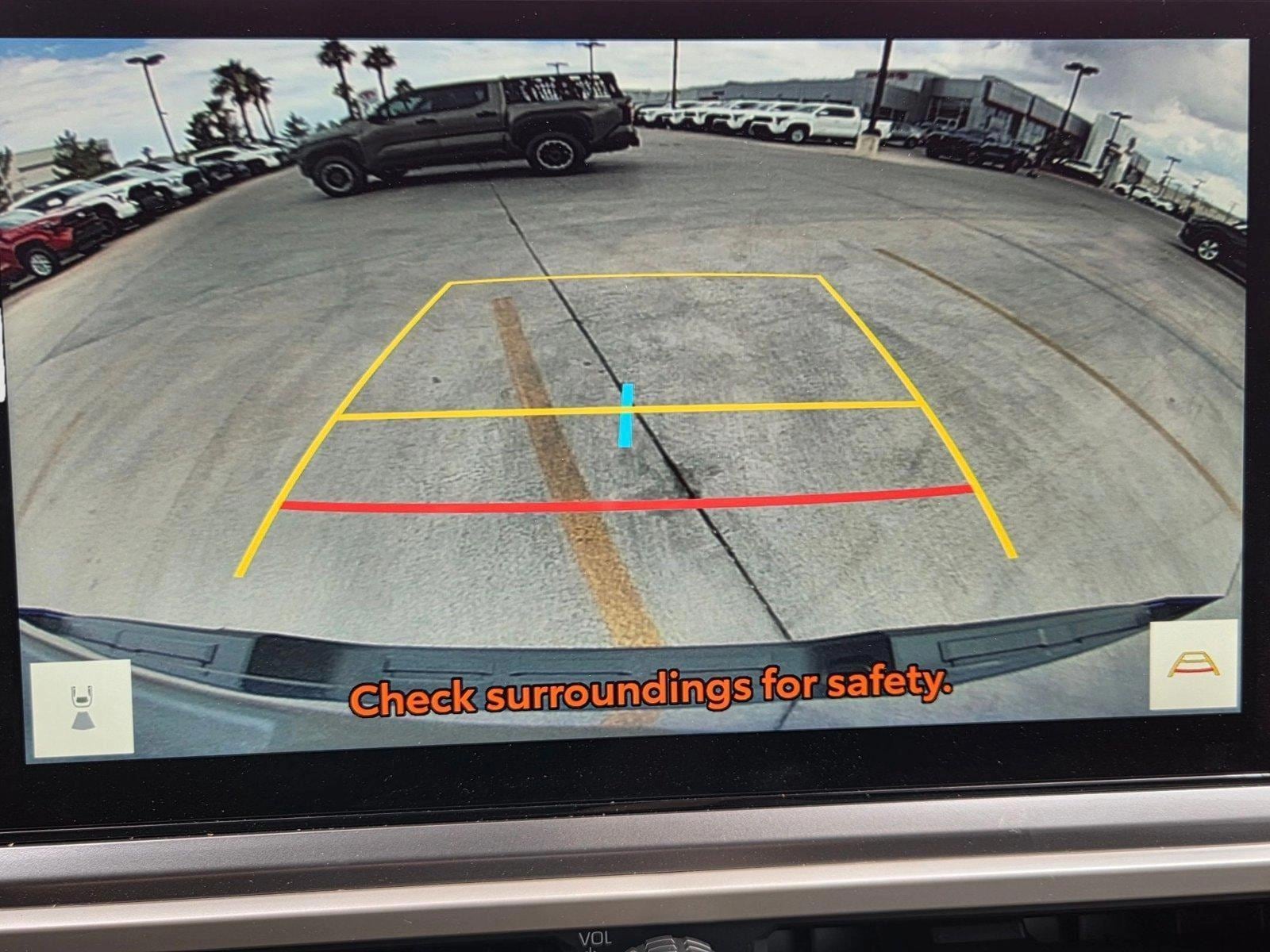 2025 Toyota Tacoma TRD Off Road - Photo 13