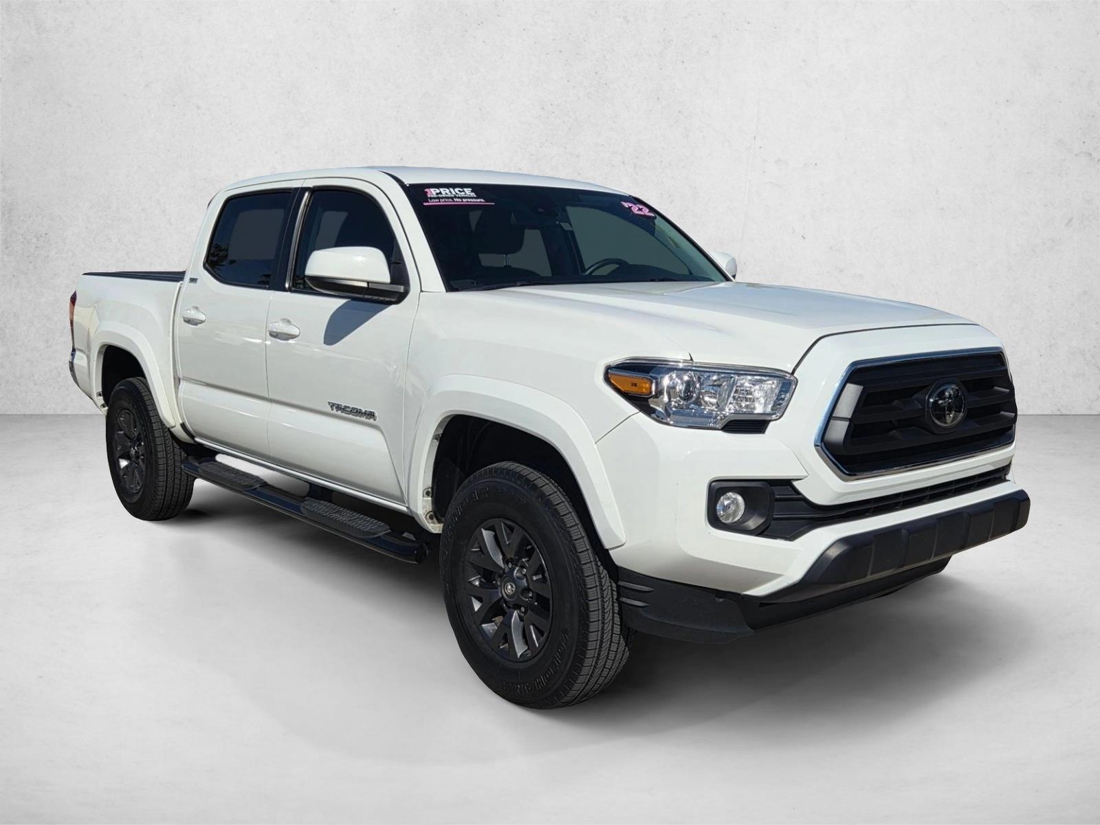 2022 Toyota Tacoma SR5 V6 photo 3