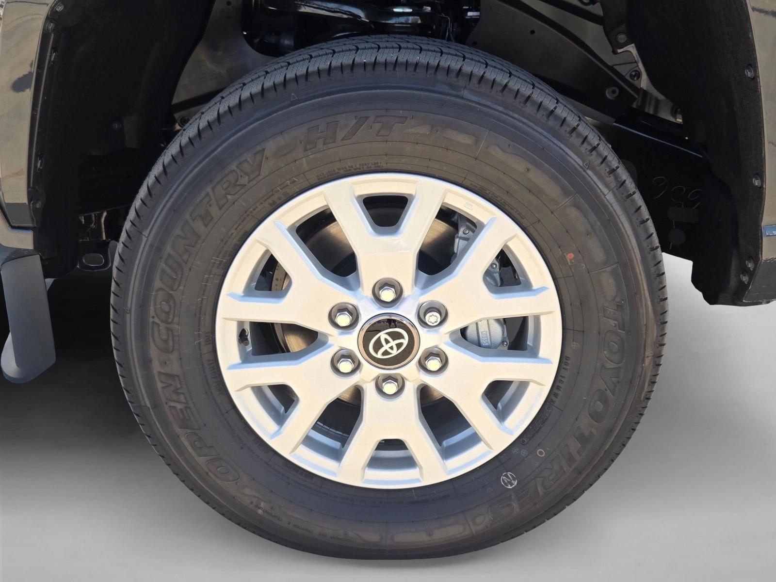 2026 Toyota Tacoma SR5 - Photo 10