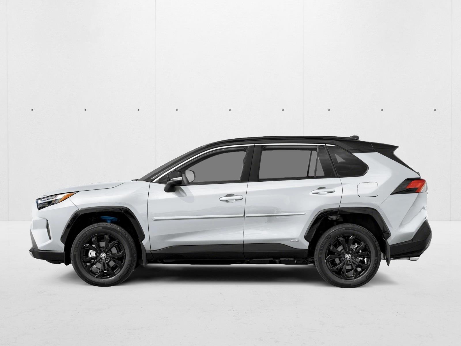 2025 Toyota RAV4 Hybrid XSE photo 3