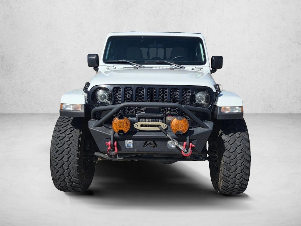 Used 2021 Jeep Gladiator Sport Truck Crew Cab