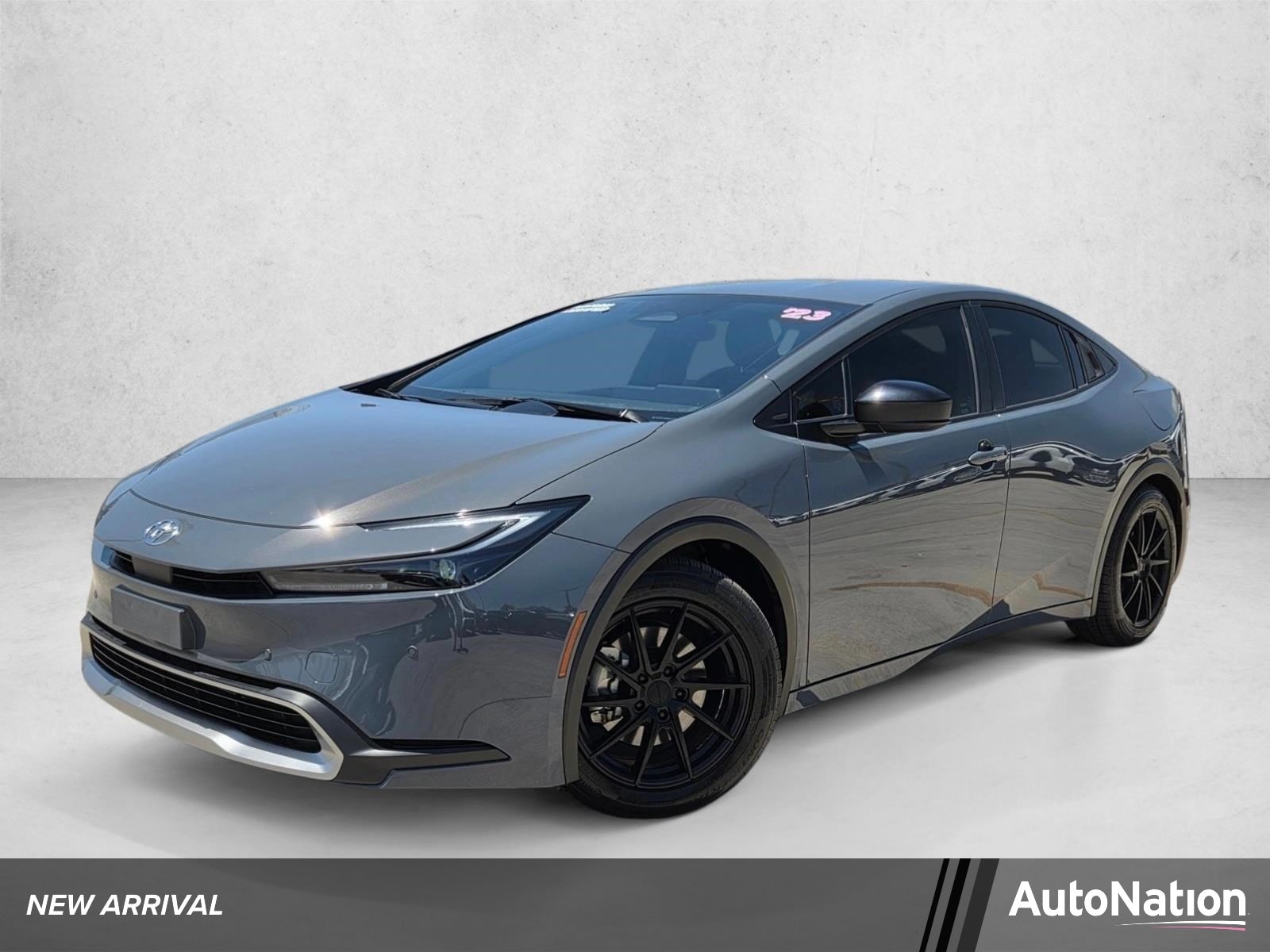 2023 Toyota Prius Prime SE's photo
