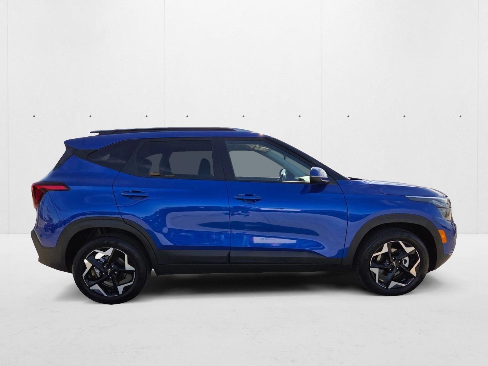 2025 Kia Seltos S photo 4
