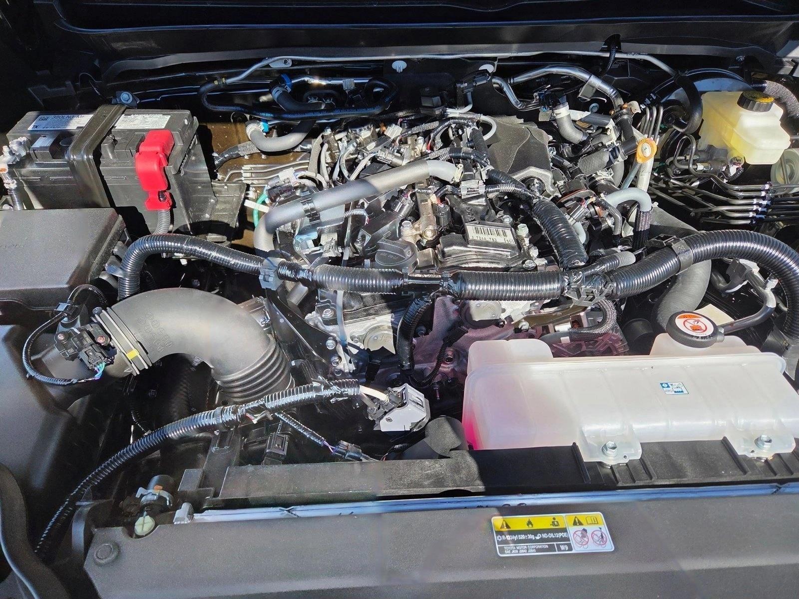 2026 Toyota Tacoma SR5 - Photo 16