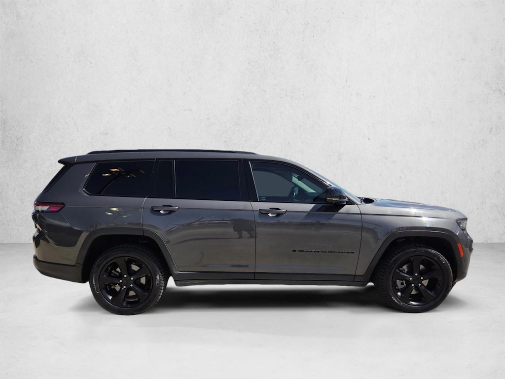 Used 2022 Jeep New Grand Cherokee Limited SUV