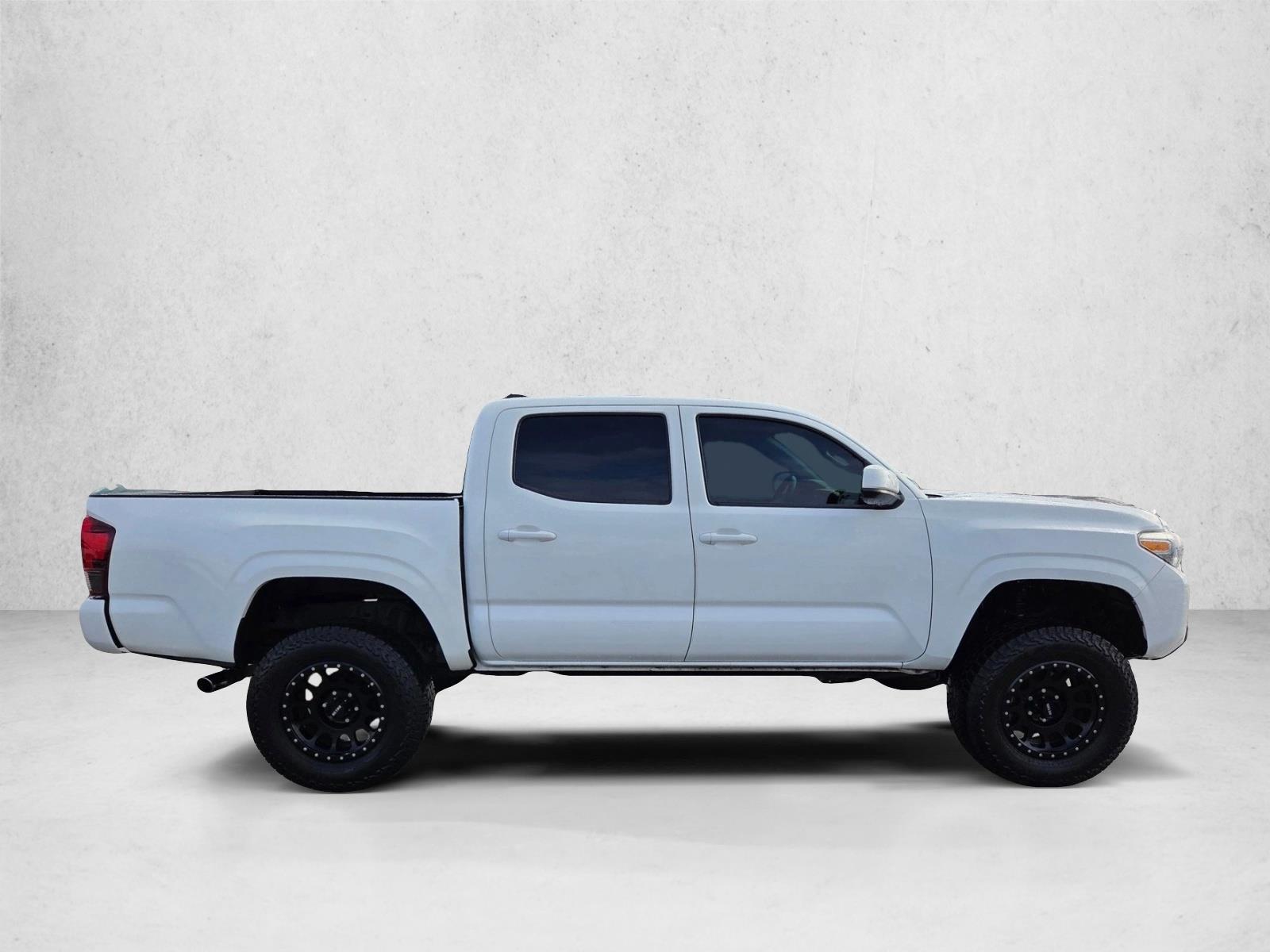 2021 Toyota Tacoma SR V6 photo 4