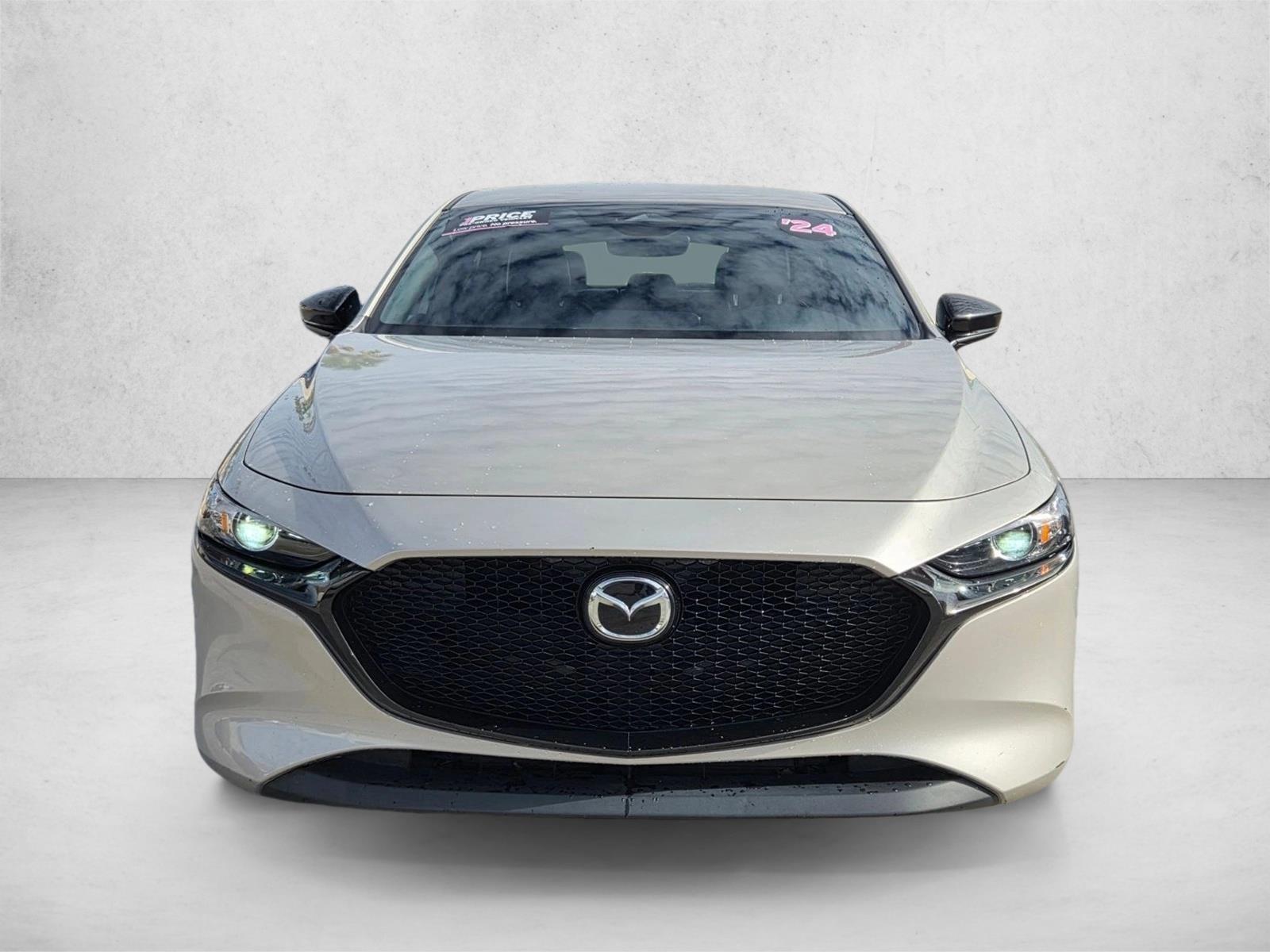 2024 Mazda Mazda3 Hatchback 2.5 Select Sport photo 2