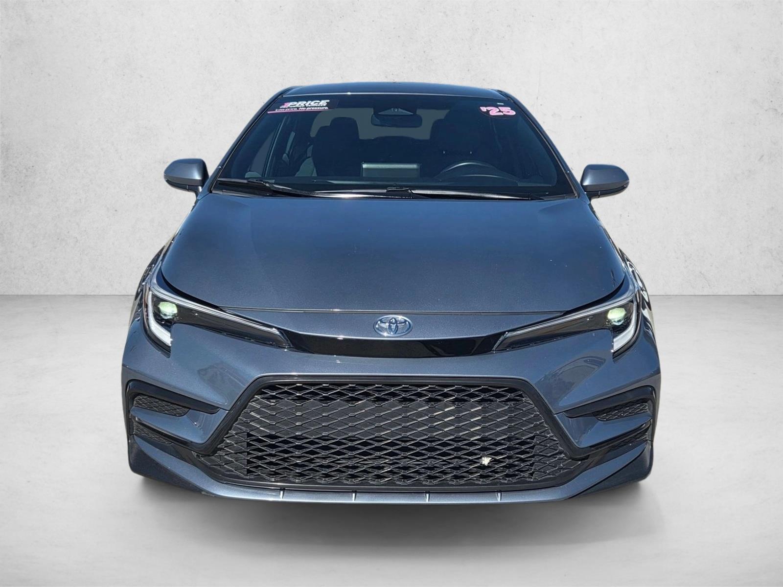 2025 Toyota Corolla SE photo 2