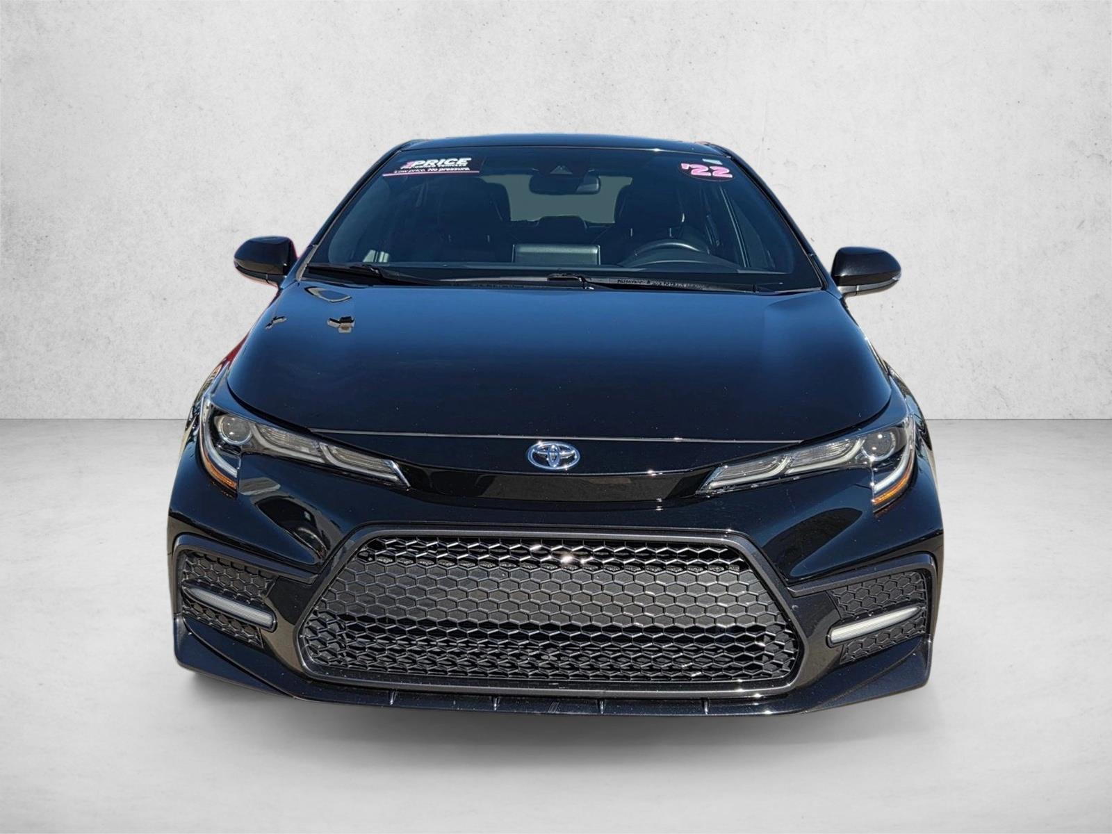2022 Toyota Corolla XSE photo 2