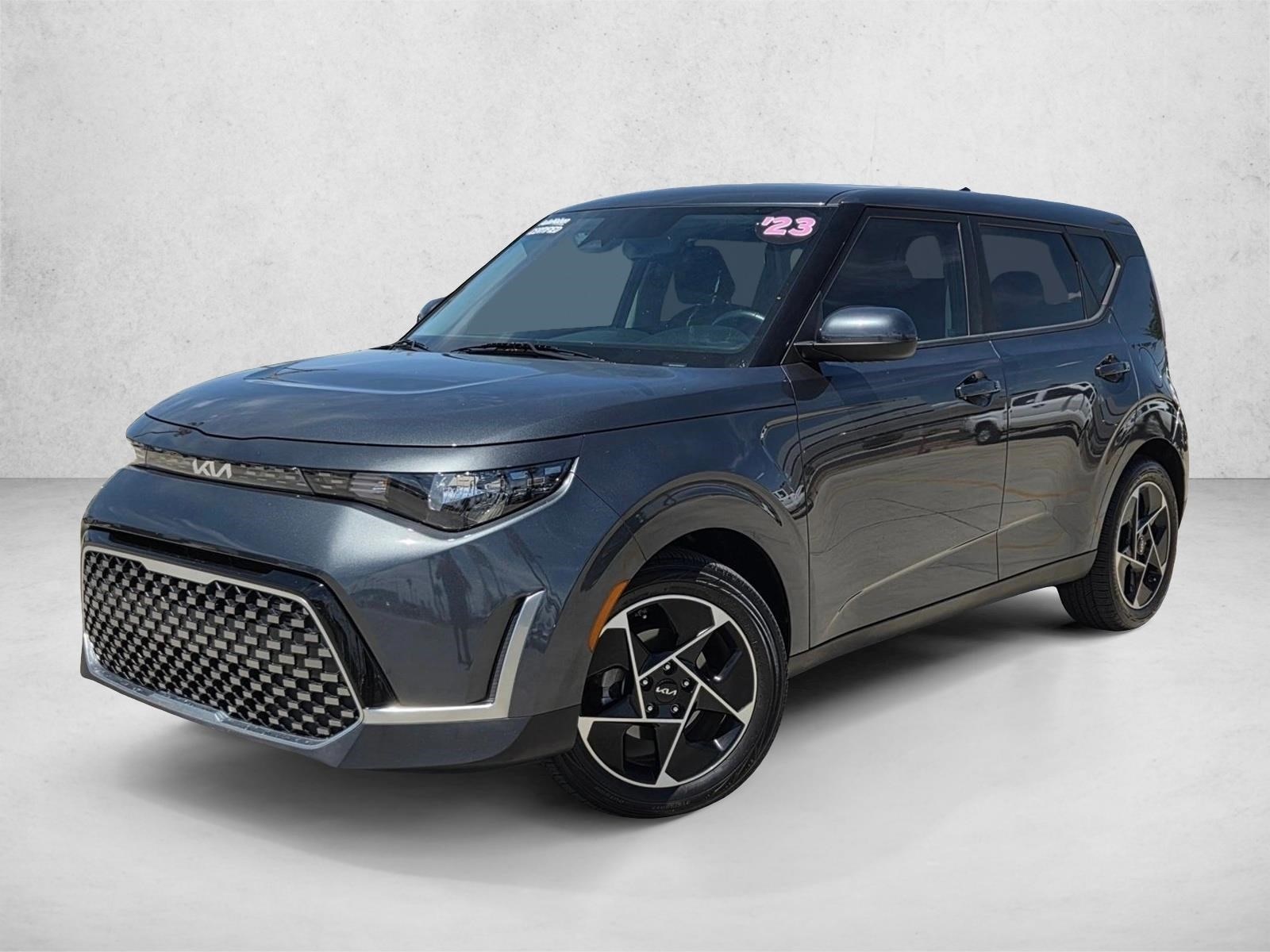 2023 Kia Soul 2.0L EX 6 IVT's photo