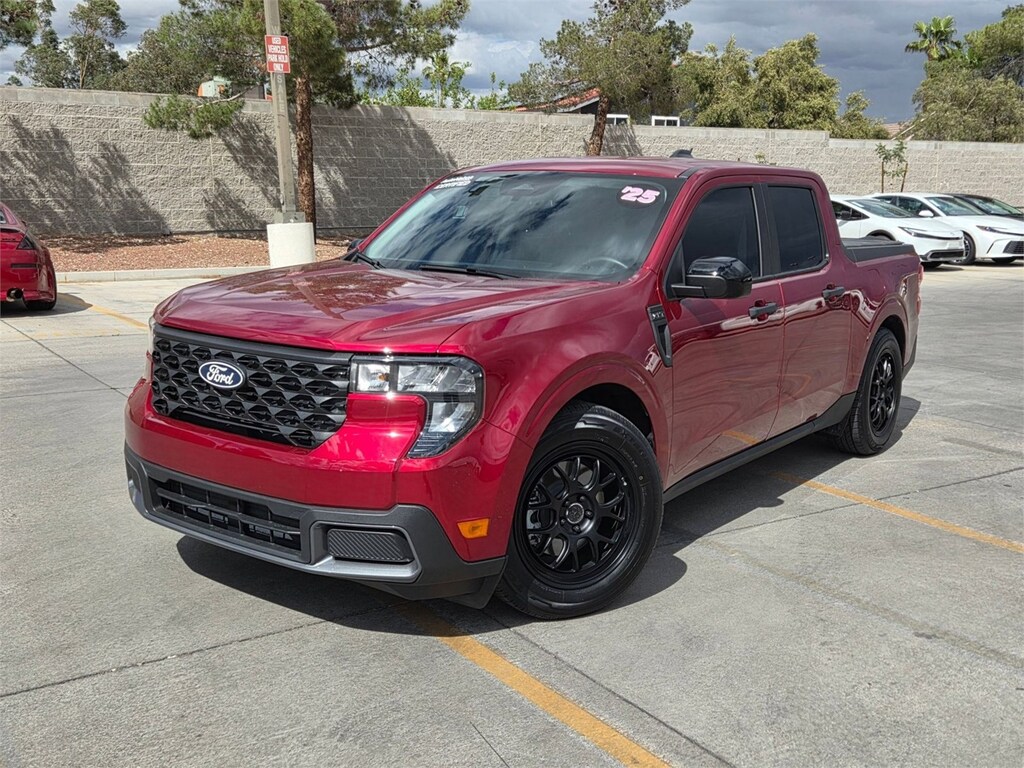 Used 2025 Ford Maverick XLT Truck SuperCrew