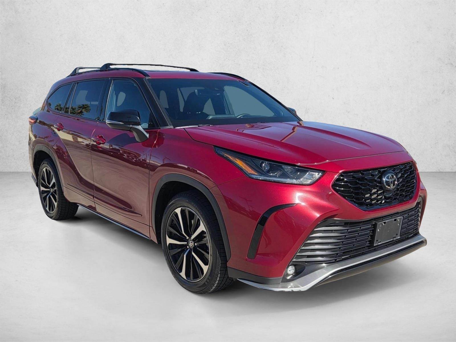 2022 Toyota Highlander XSE photo 3