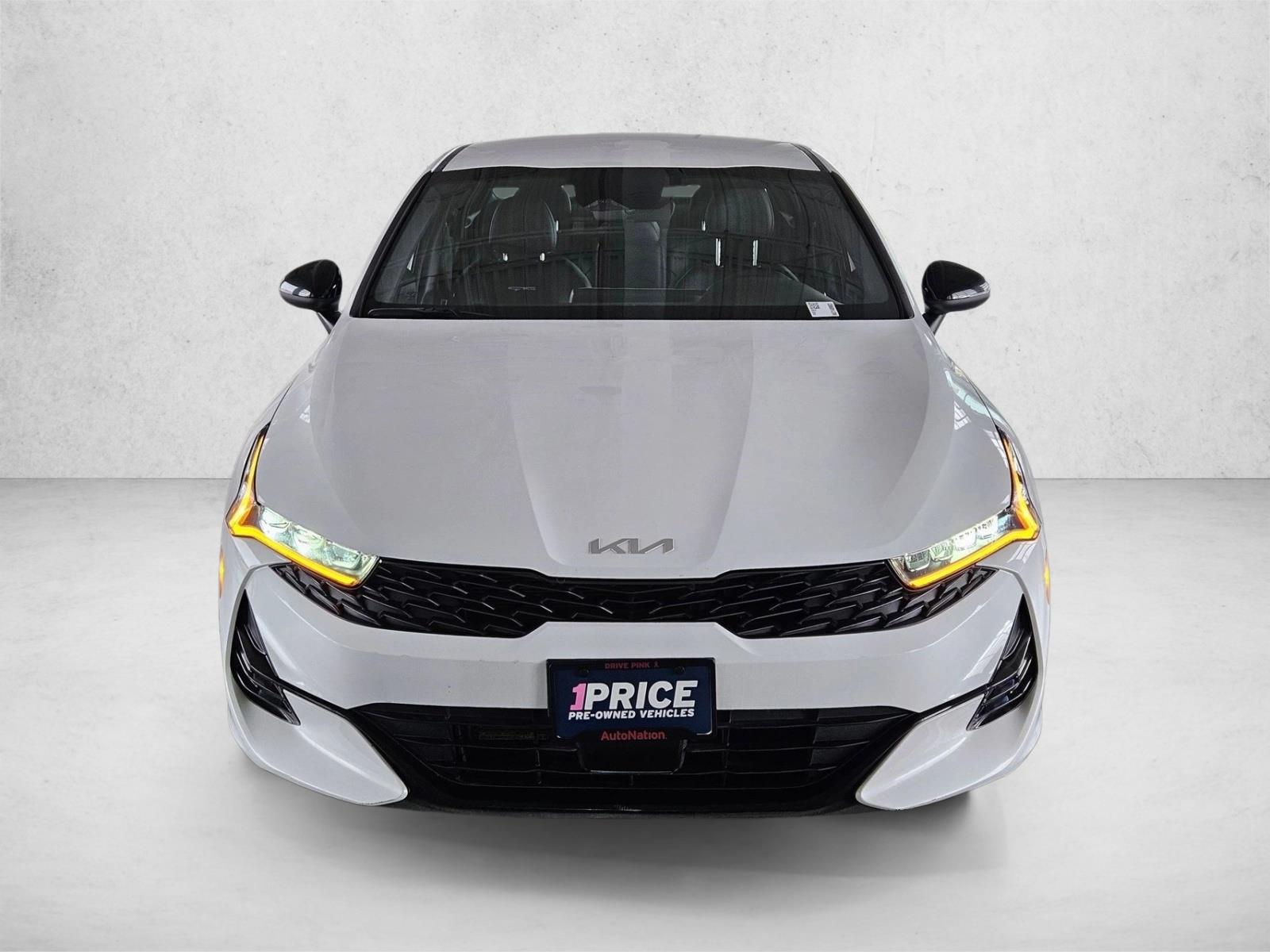 2022 Kia K5 GT-Line photo 2