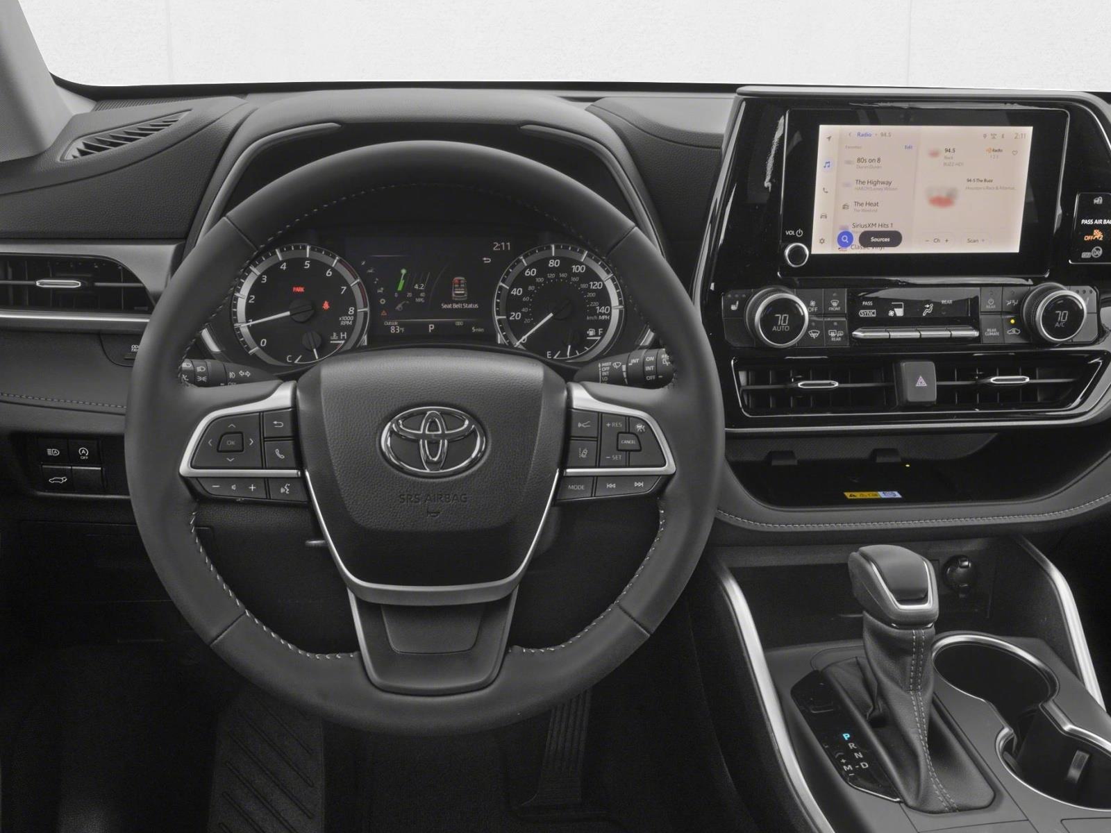2025 Toyota Highlander XLE photo 4