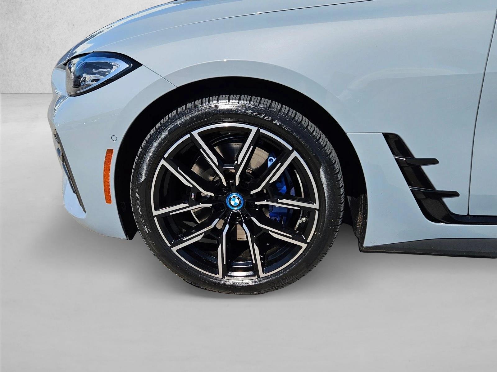 2024 BMW i4 M50 - Photo 23