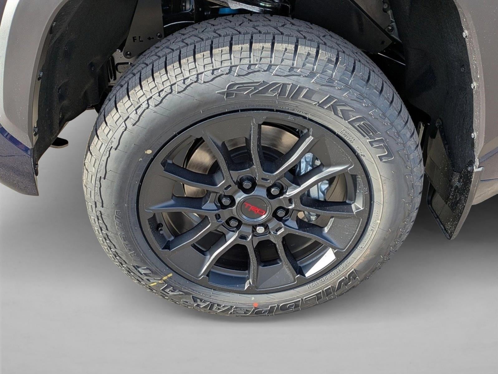 2026 Toyota Tundra Limited - Photo 10