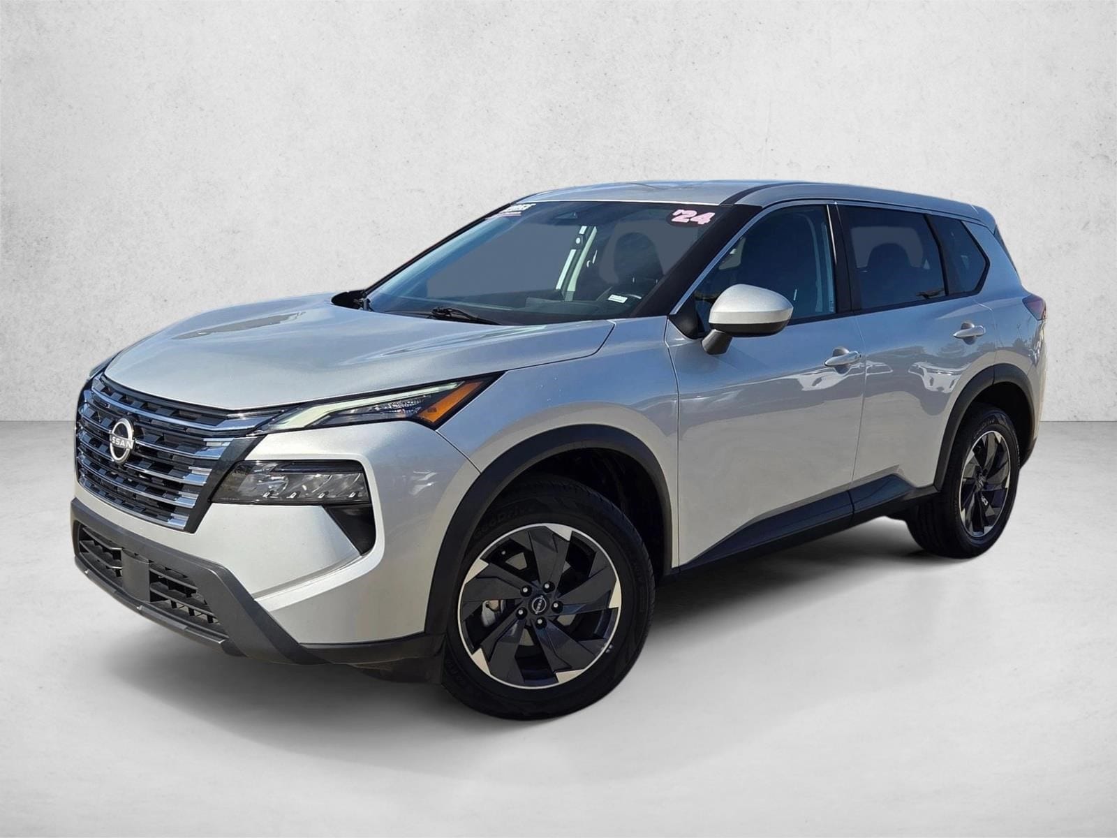 2024 Nissan Rogue SV's photo