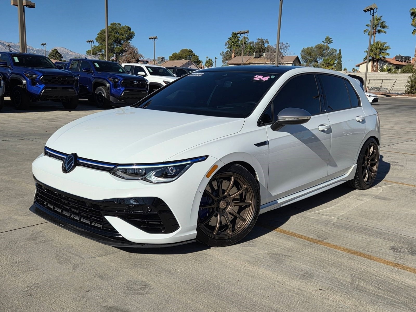 2024 Volkswagen Golf R R's photo