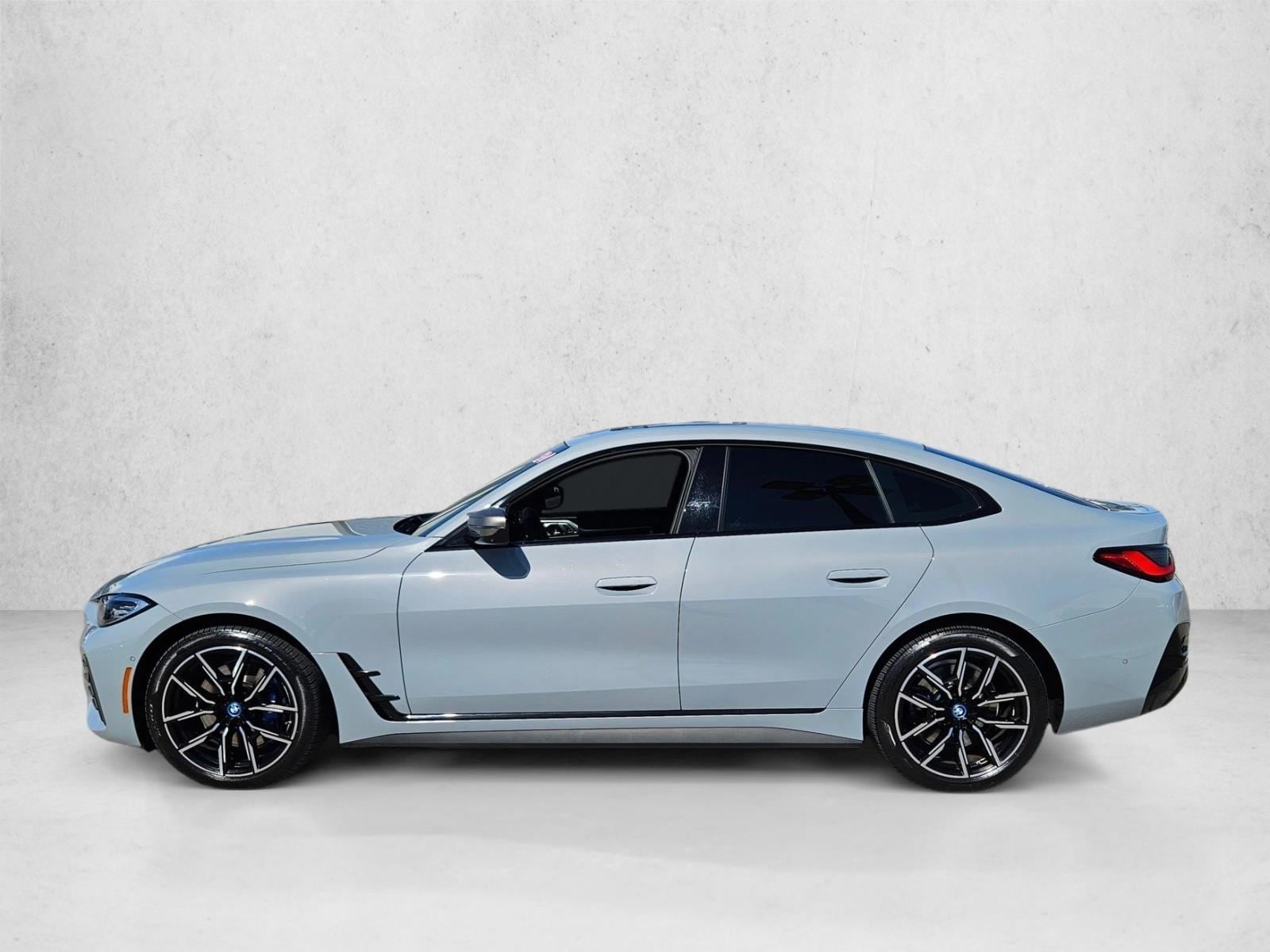 2024 BMW i4 M50 - Photo 9