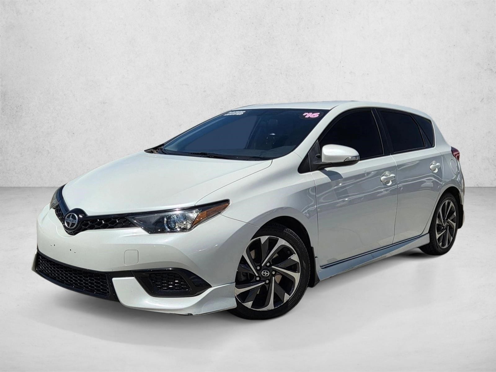 2016 Scion iM CVT's photo