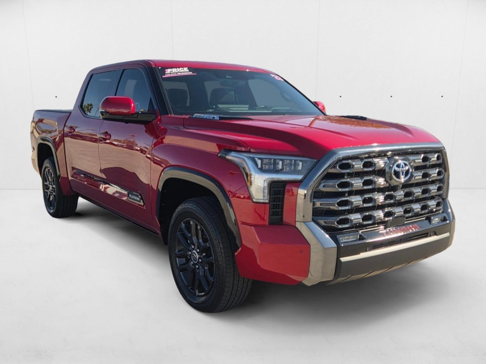 2023 Toyota Tundra Platinum CrewMax photo 3