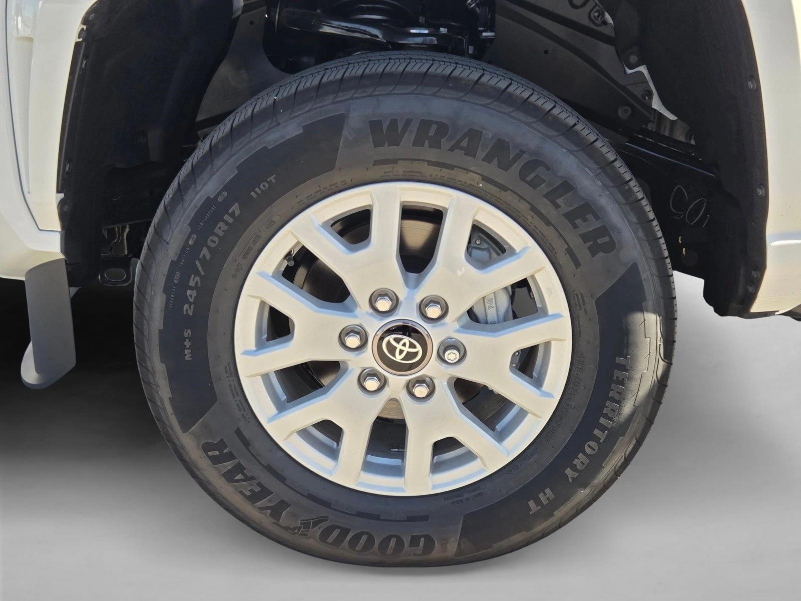 2026 Toyota Tacoma SR5 - Photo 10