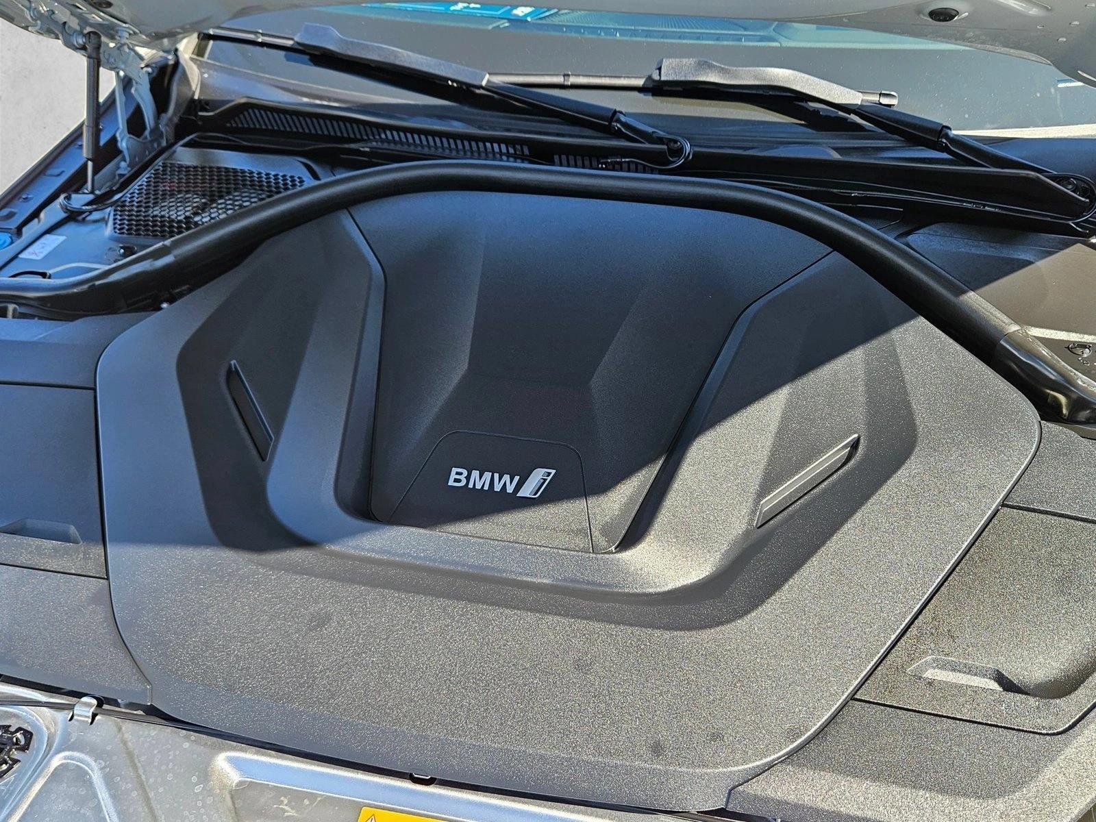 2024 BMW i4 M50 - Photo 24