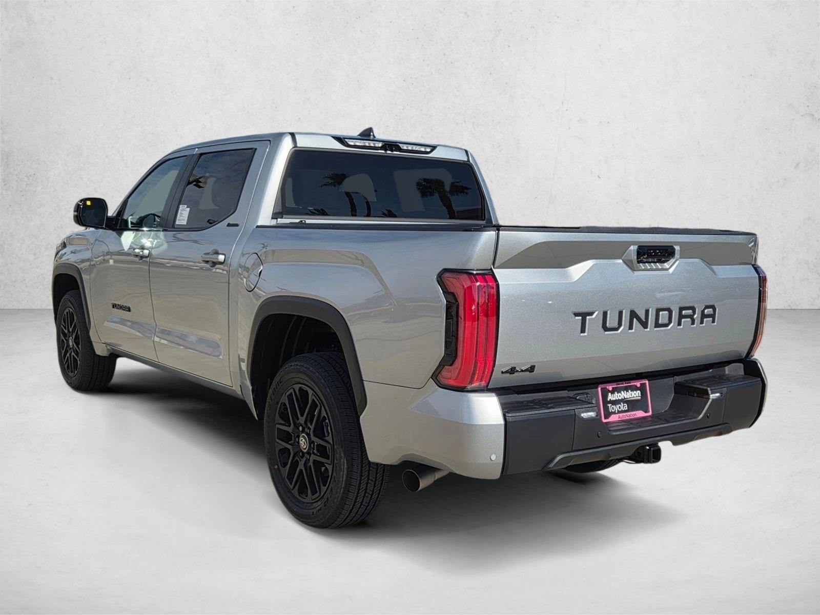2026 Toyota Tundra Limited - Photo 9