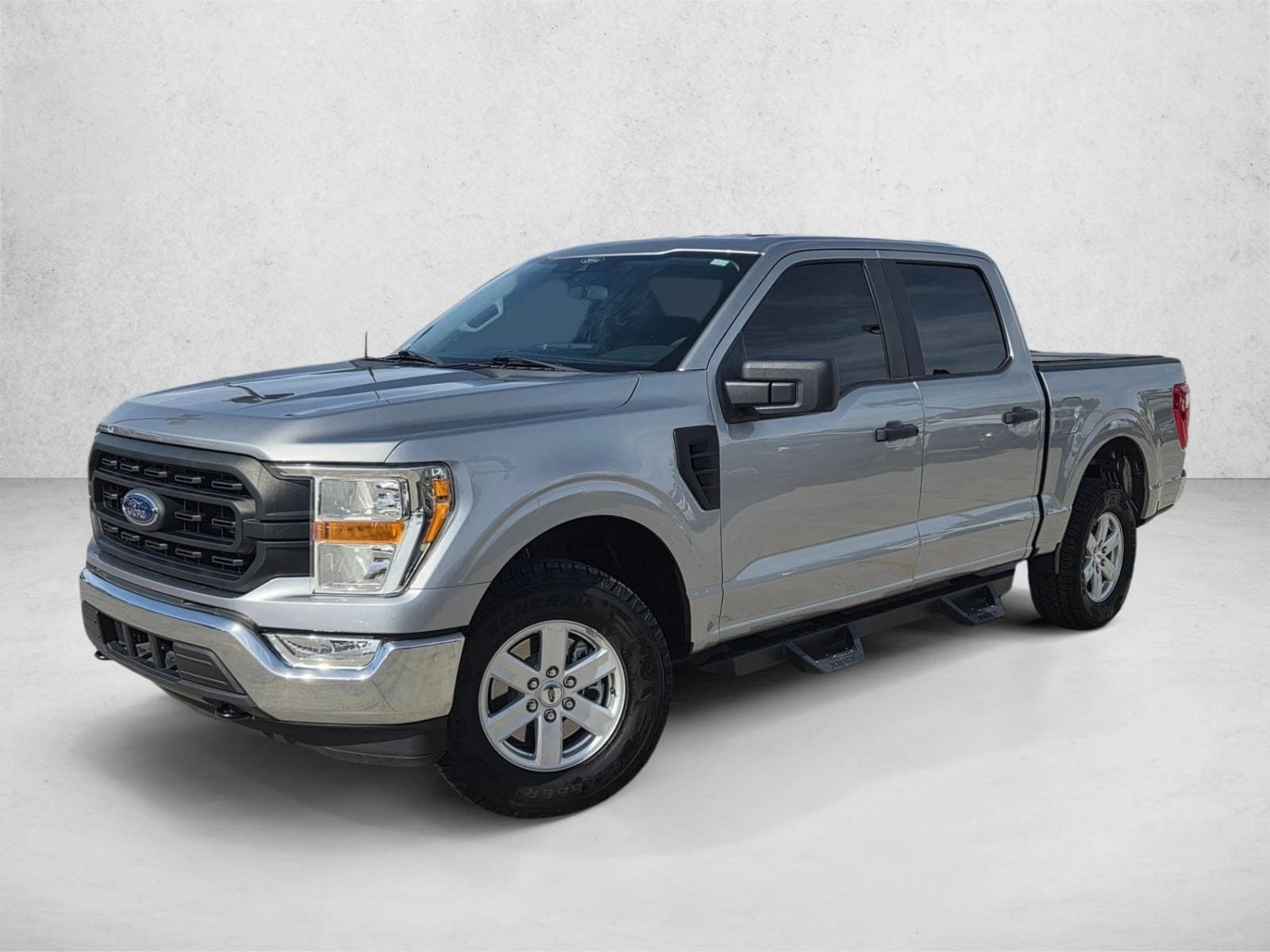 2021 Ford F-150 XL's photo