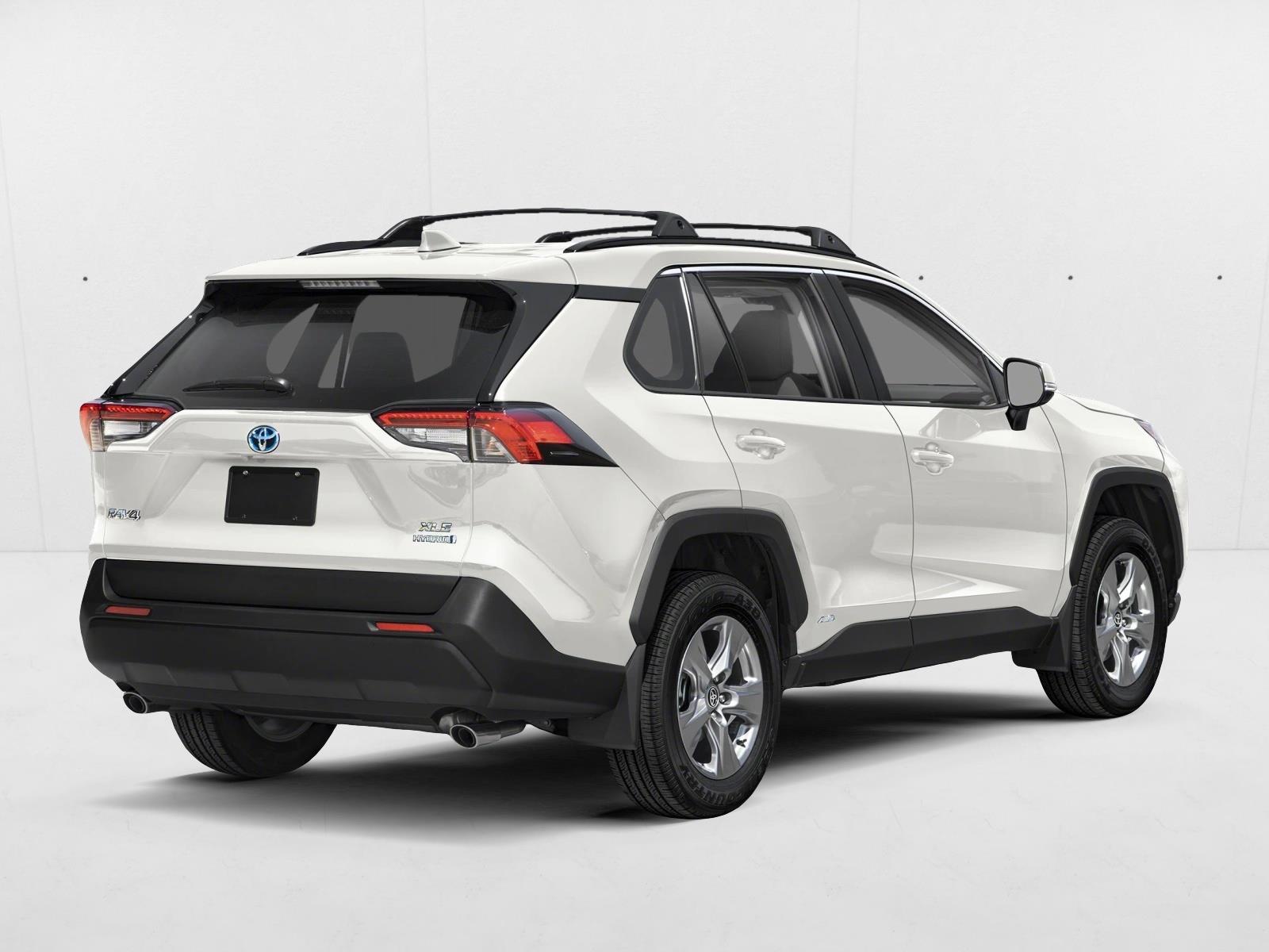 2025 Toyota RAV4 Hybrid XLE photo 2