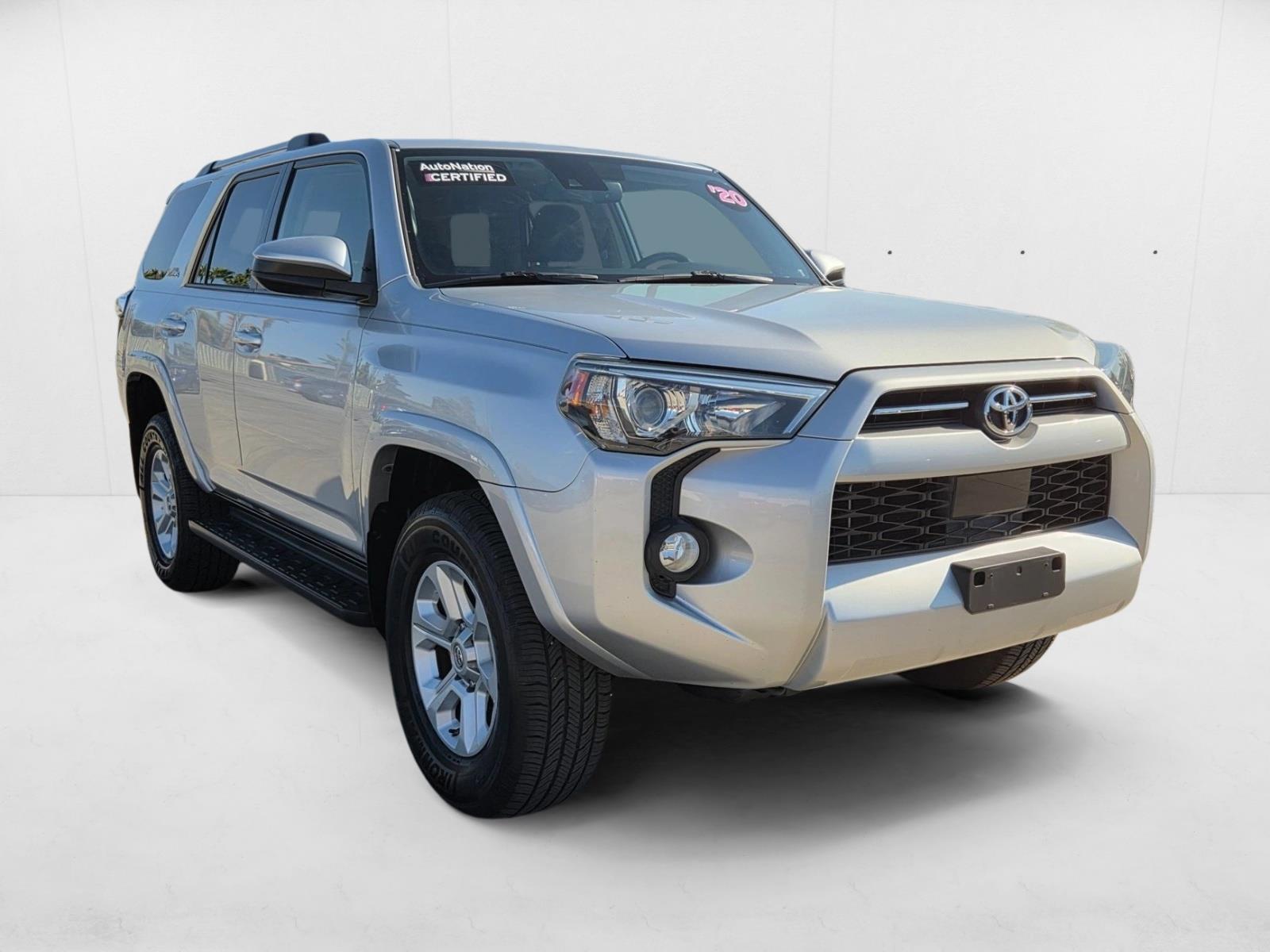 2020 Toyota 4Runner SR5 photo 3