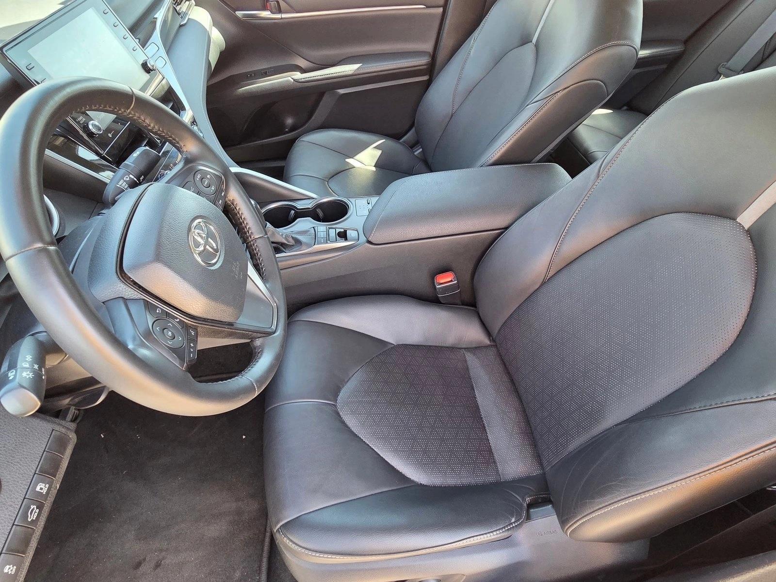 2023 Toyota Camry XSE - Photo 14