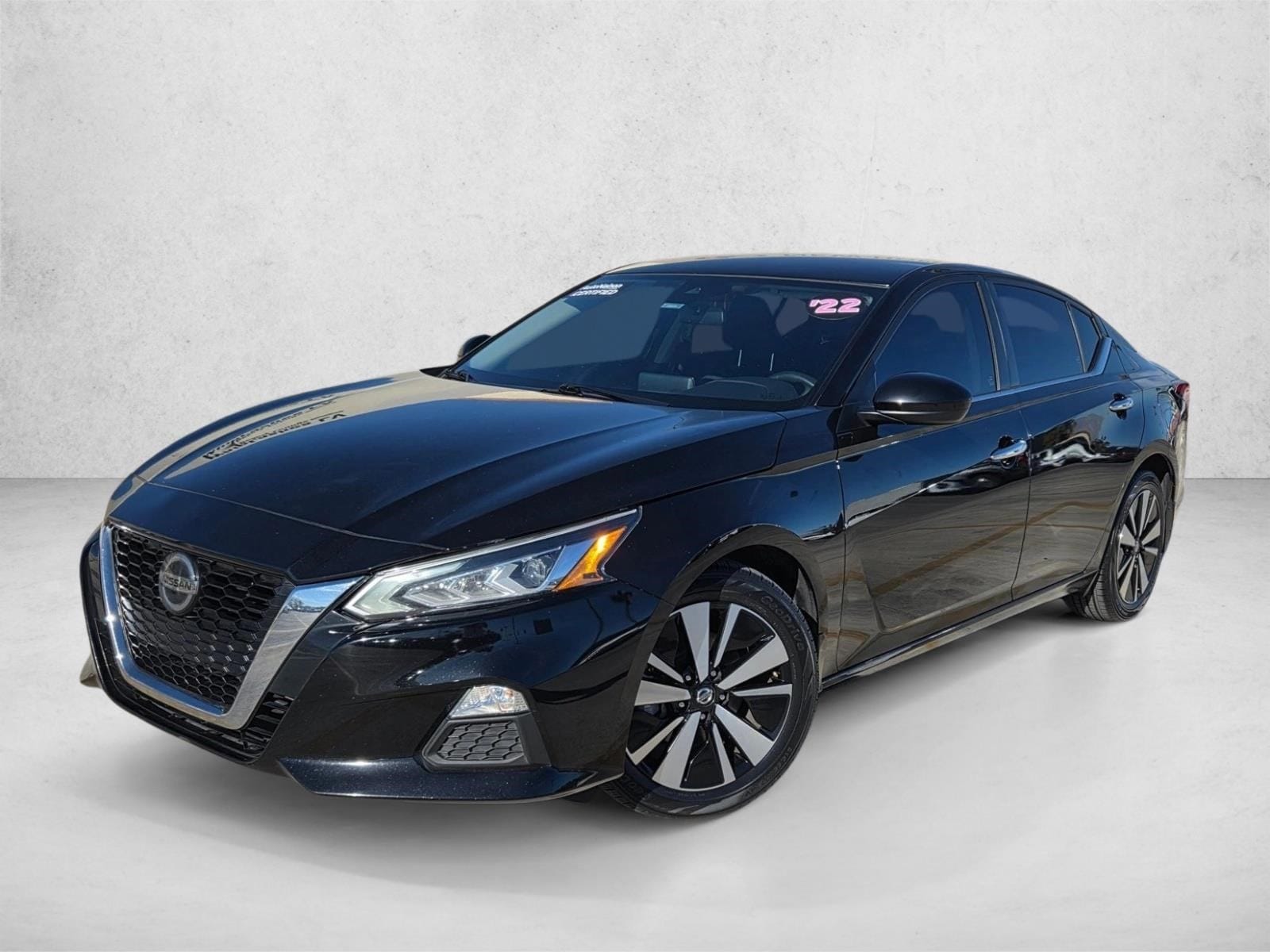 2022 Nissan Altima SV's photo