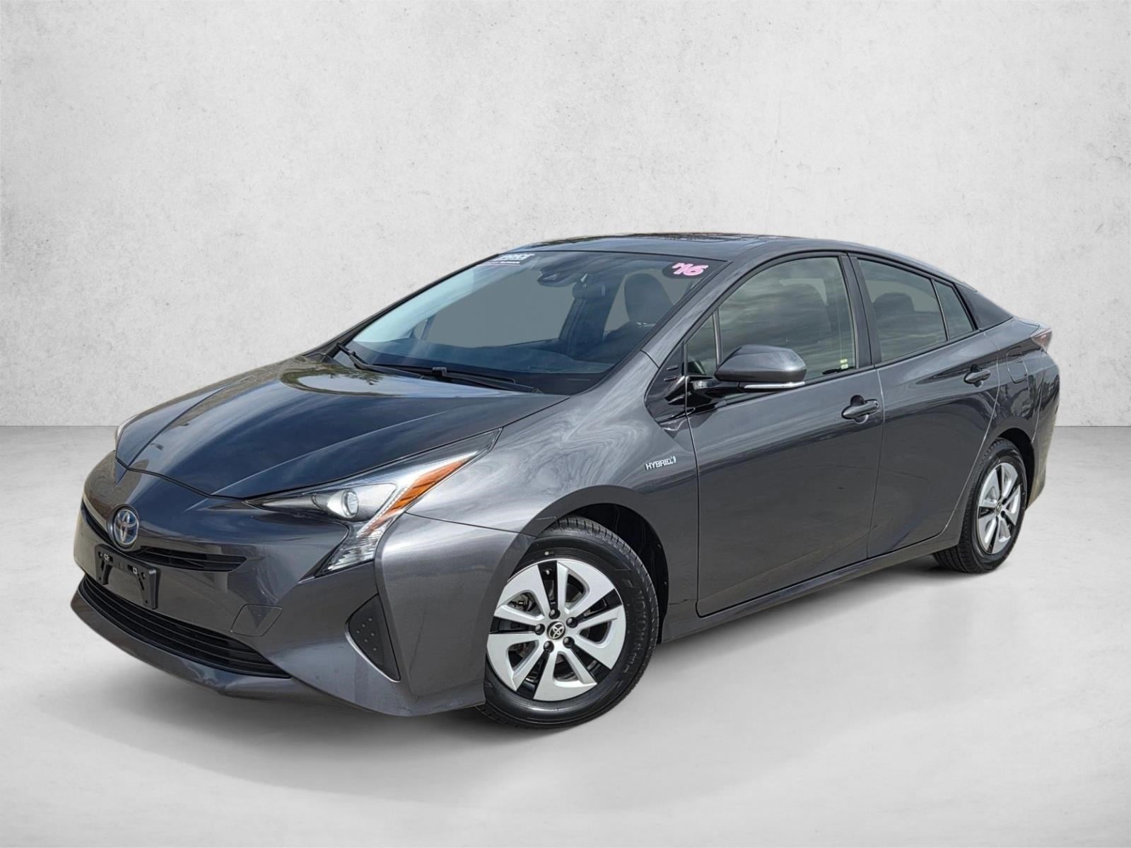 2016 Toyota Prius Three