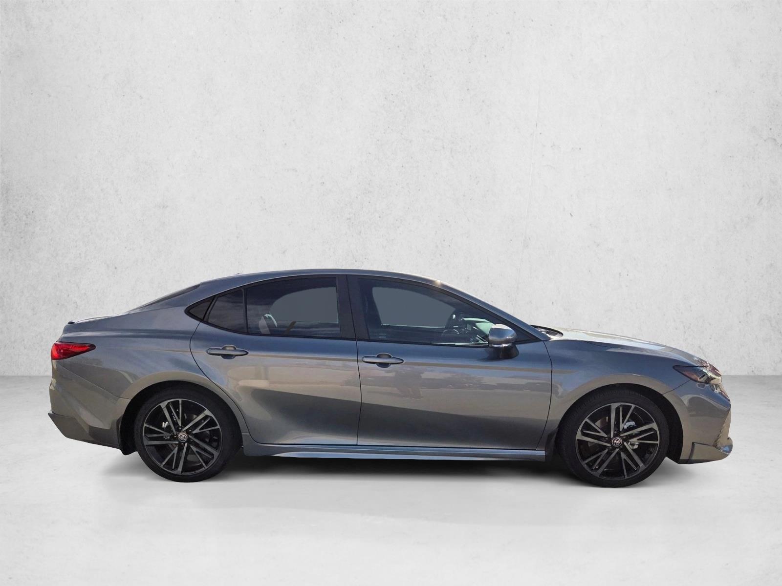 2025 Toyota Camry XSE photo 4