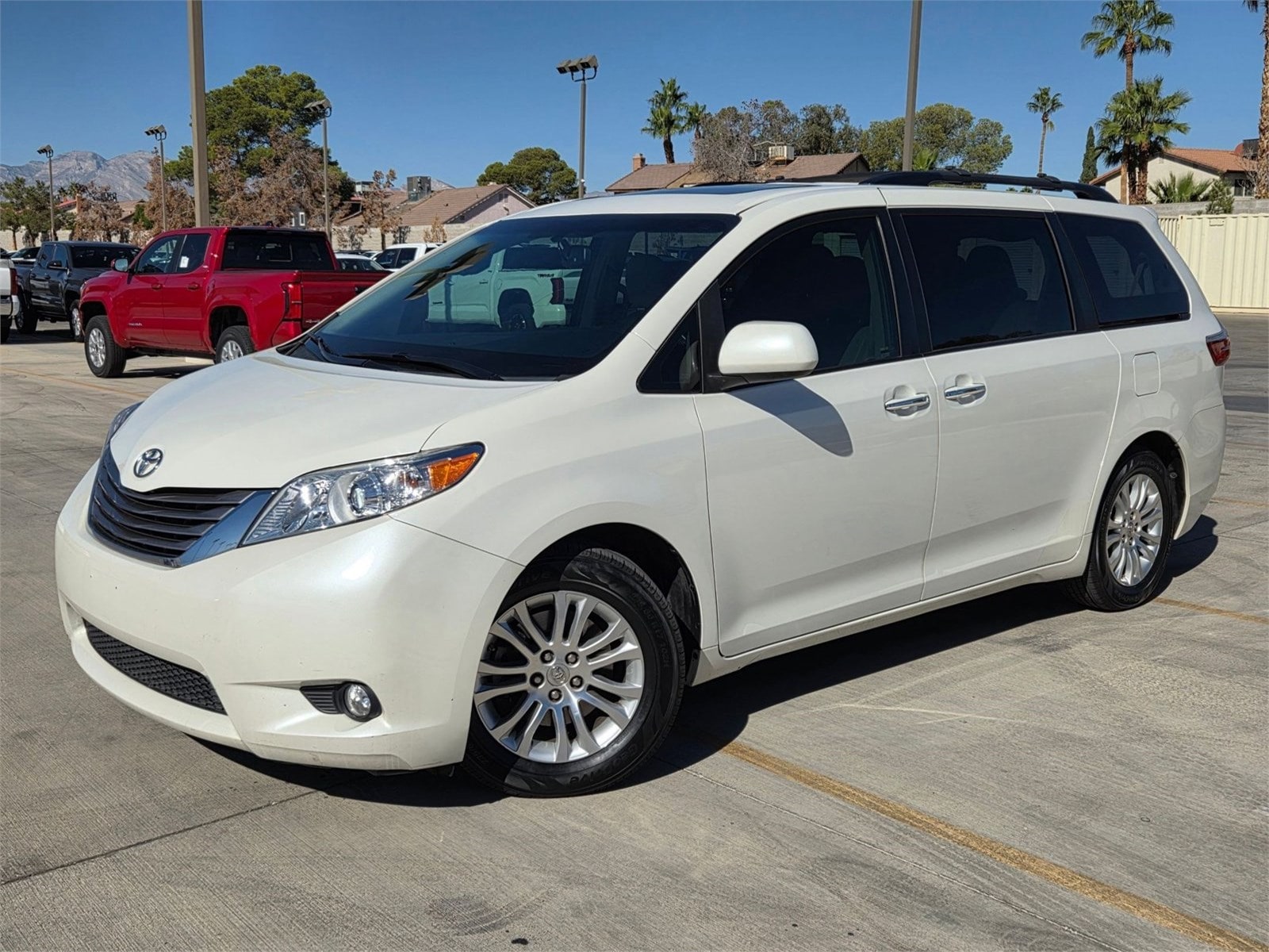 2015 Toyota Sienna XLE