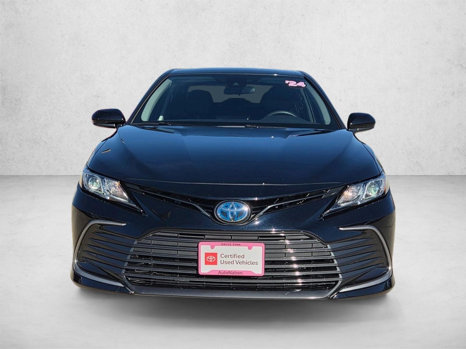 2024 Toyota Camry Hybrid LE photo 2