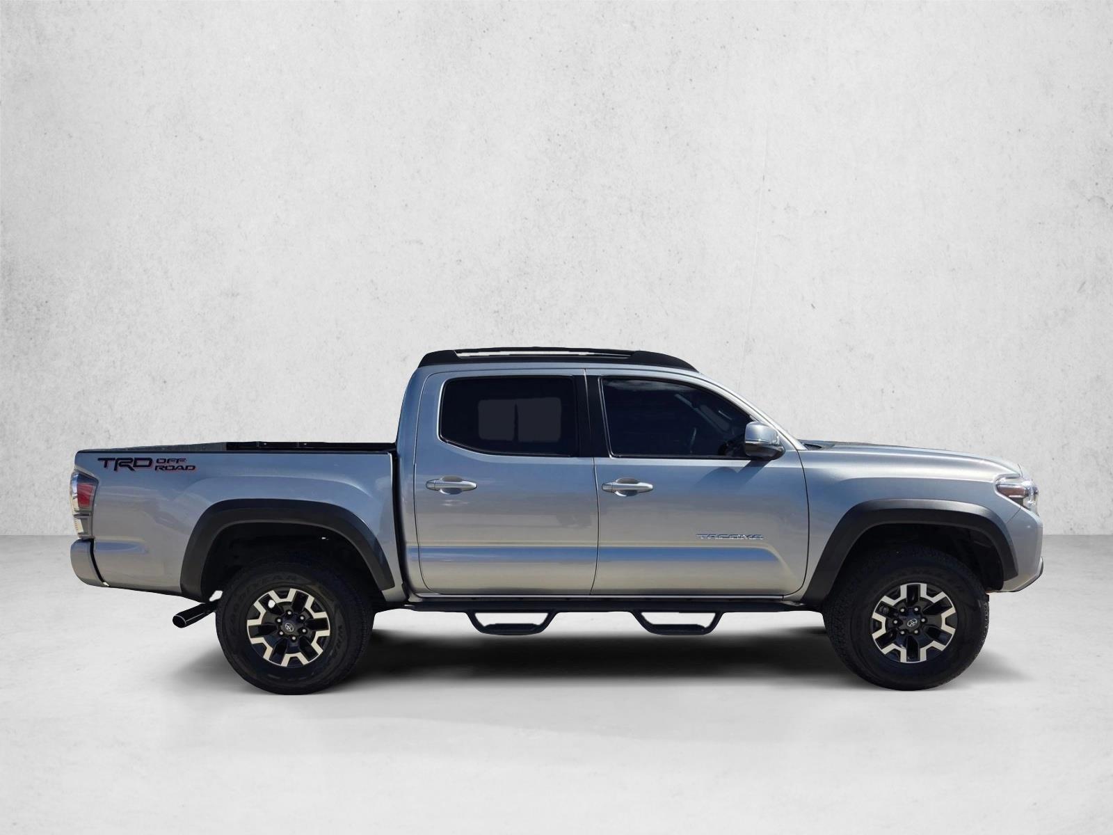 2021 Toyota Tacoma TRD V6 photo 4