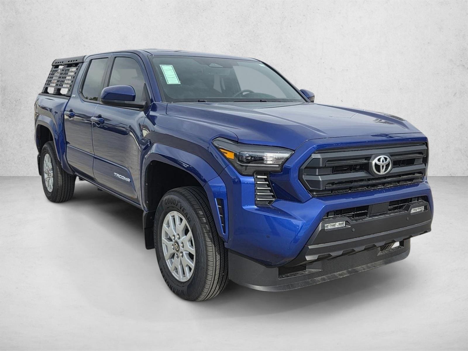 2025 Toyota Tacoma SR5 - Photo 7