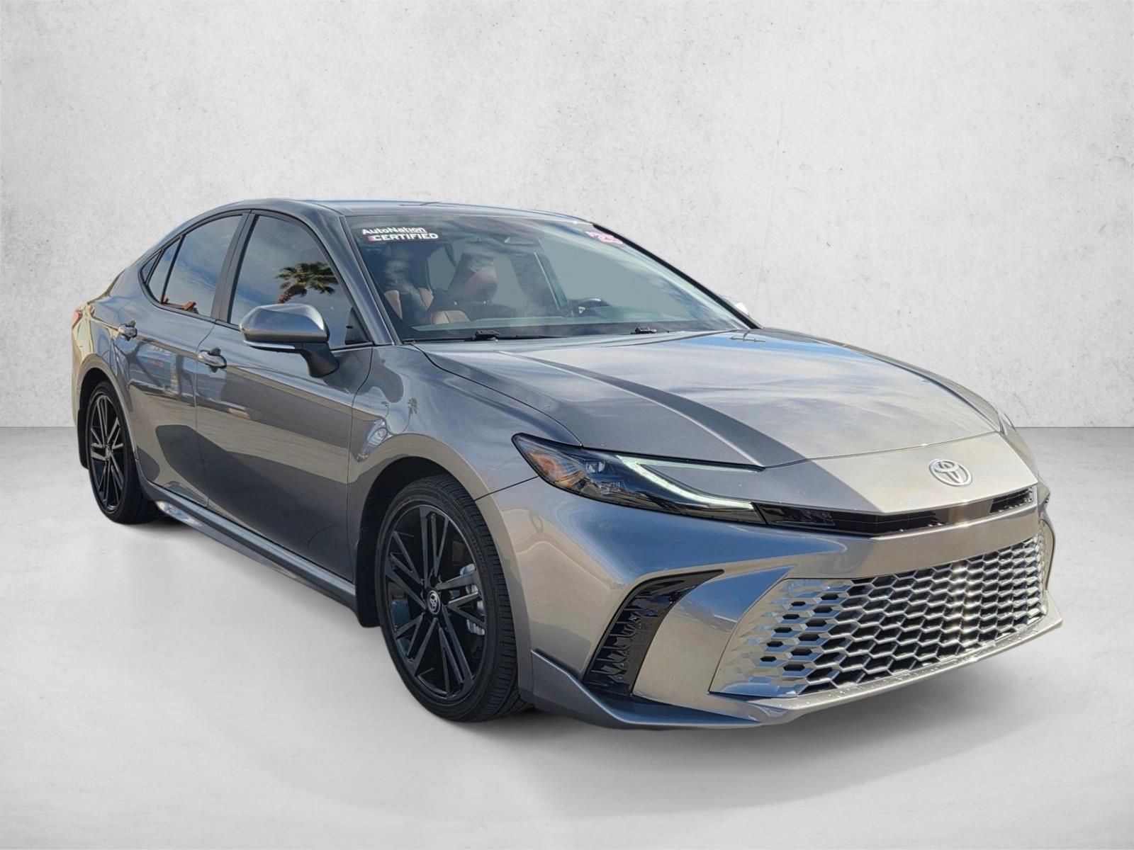 2025 Toyota Camry XSE photo 3