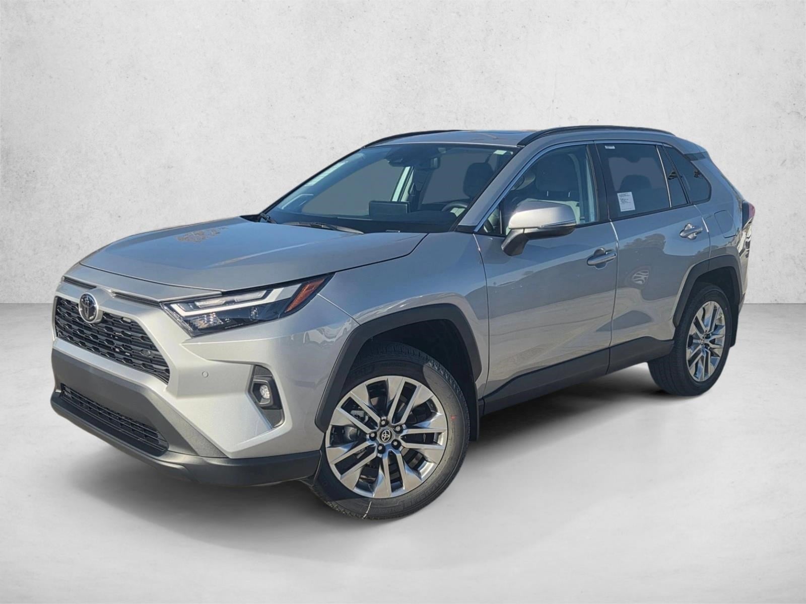 2025 Toyota RAV4 XLE Premium's photo
