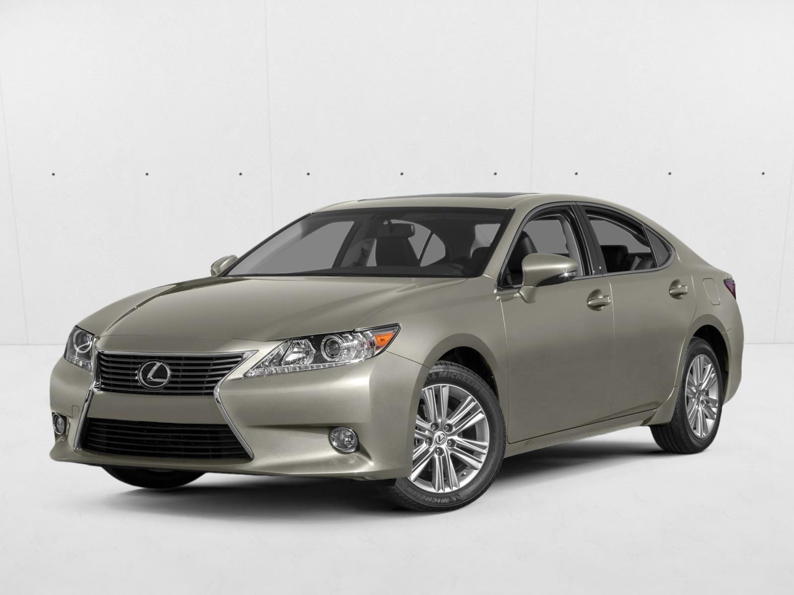 2015 Lexus ES 350's photo