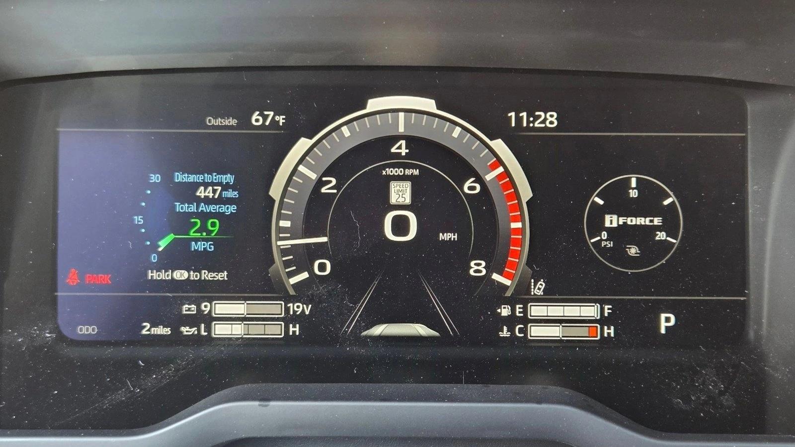 2026 Toyota Tundra Limited - Photo 11