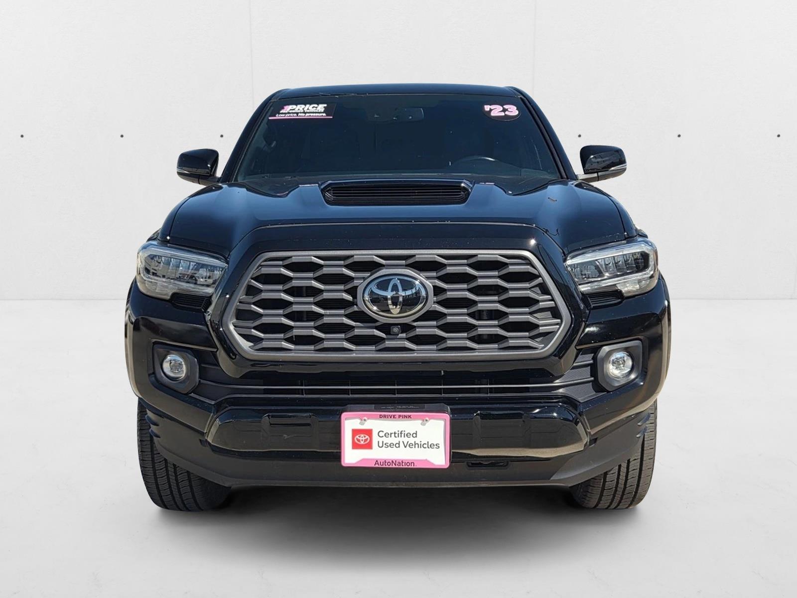 2023 Toyota Tacoma TRD Sport V6 photo 2