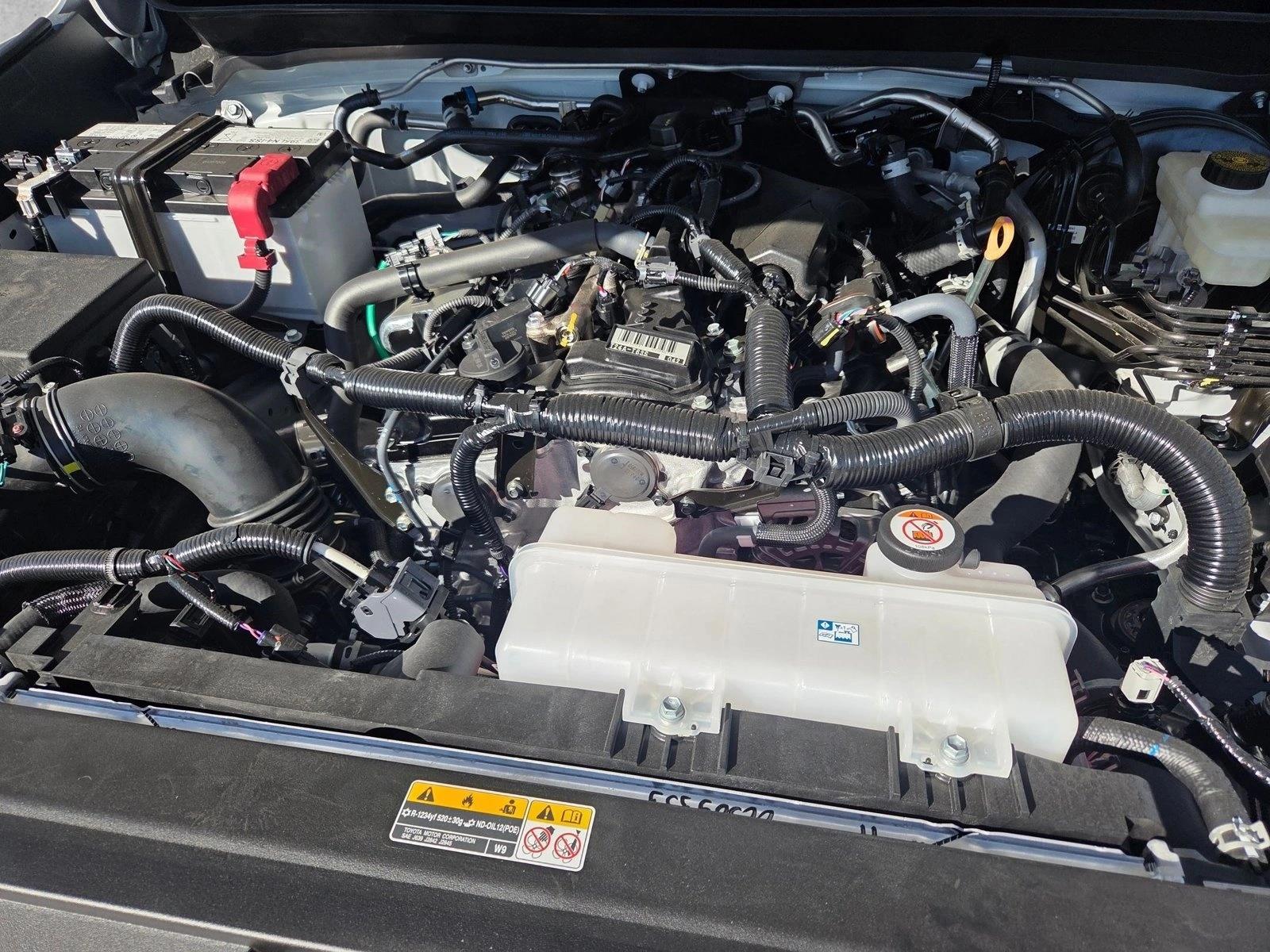 2025 Toyota Tacoma TRD PreRunner - Photo 15