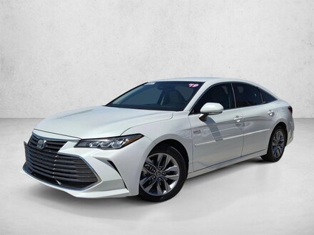 2019 Toyota Avalon Hybrid XLE Sedan