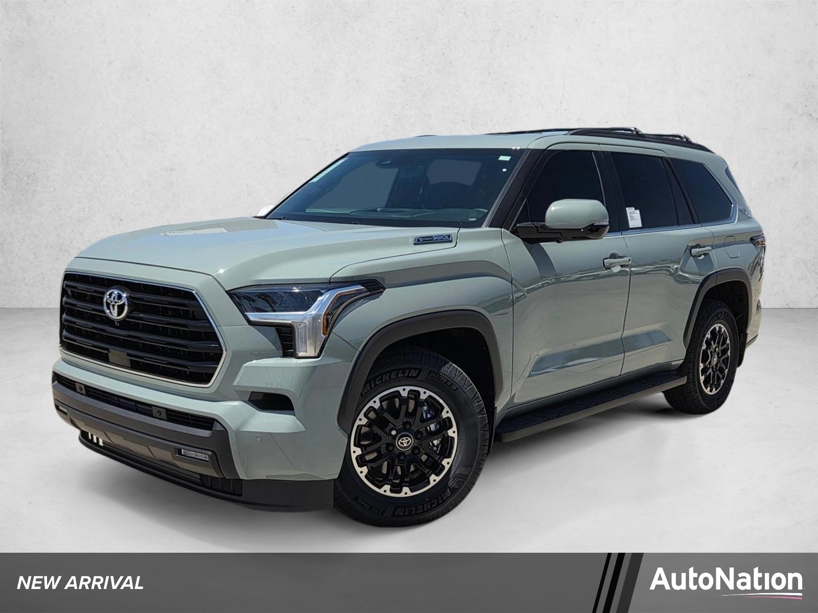 2026 Toyota Sequoia SR5 4WD i-FORCE MAX Hybrid's photo